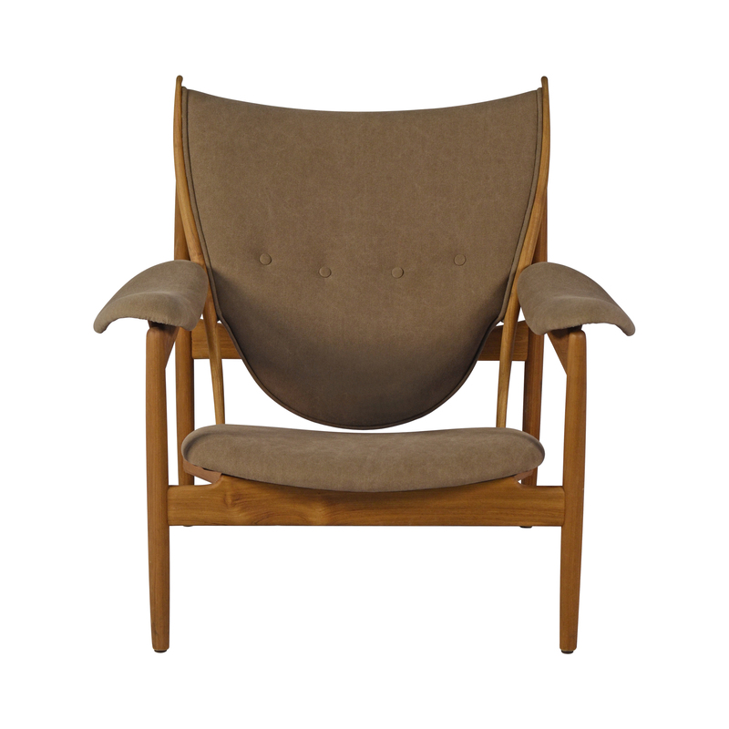 Chieftain Lounge Chair 1